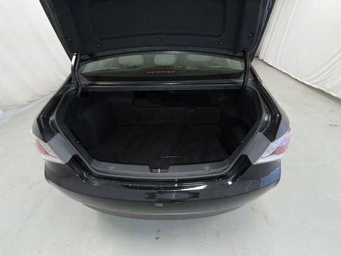 Used 2015 Hyundai Sonata Limited w/ Option Group 02 FWD image 16
