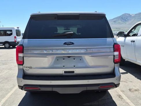 Used 2022 Ford Expedition XLT AWD/4WD image 4