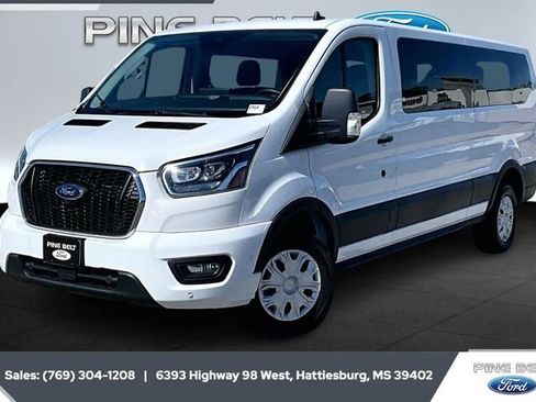 Used 2023 Ford Transit 350 XLT image 10