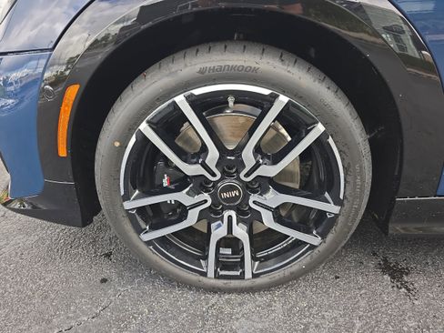 New 2026 MINI Cooper S image 8