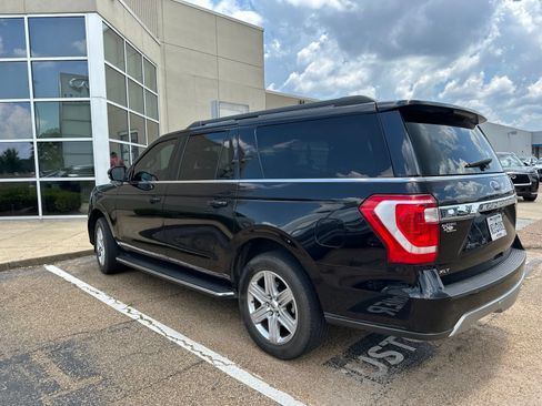 Used 2019 Ford Expedition Max XLT w/ Equipment Group 202A RWD image 11