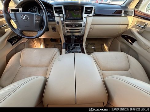 Used 2015 Lexus LX 570 4WD image 14