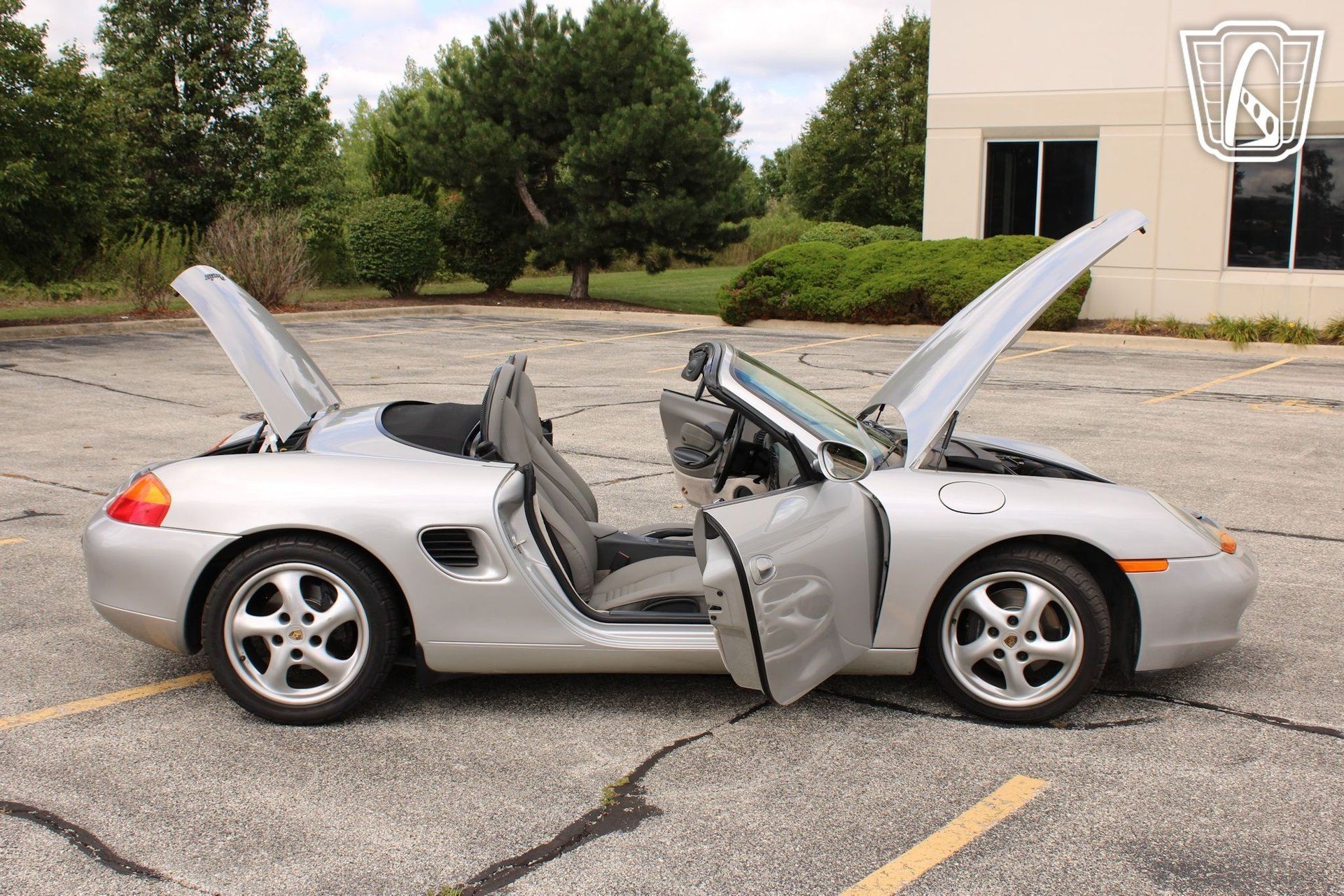Used 1998 Porsche Boxster RWD image 3
