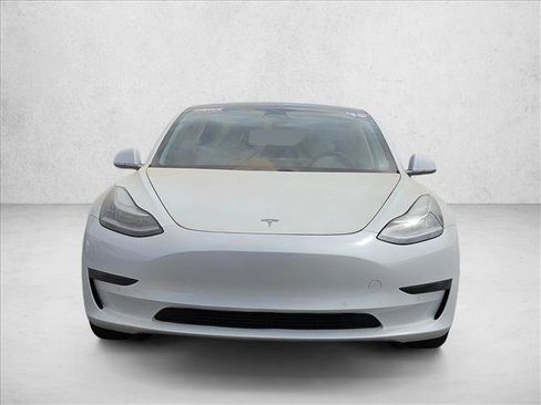 Used 2019 Tesla Model 3 Performance AWD/4WD image 2