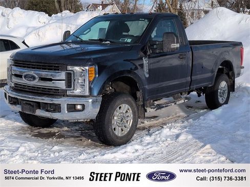 Used 2017 Ford F250 XLT w/ XLT Value Package image 1