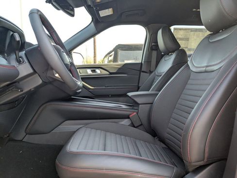 New 2026 Ford Explorer ST-Line w/ ST-Line Street Pack RWD image 22