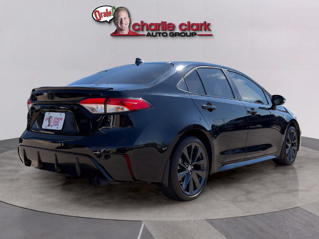Used 2025 Toyota Corolla SE FWD image 5