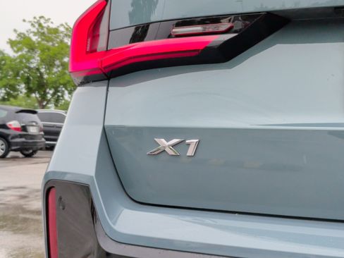 Certified 2023 BMW X1 xDrive28i w/ Premium Package image 11