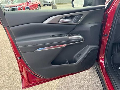 New 2026 Chevrolet Traverse LT w/ Midnight/Sport Edition FWD image 22