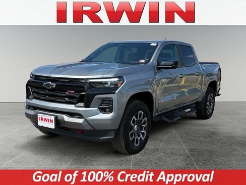 Used 2023 Chevrolet Colorado Z71 w/ Z71 Convenience Package 2 AWD/4WD image 1