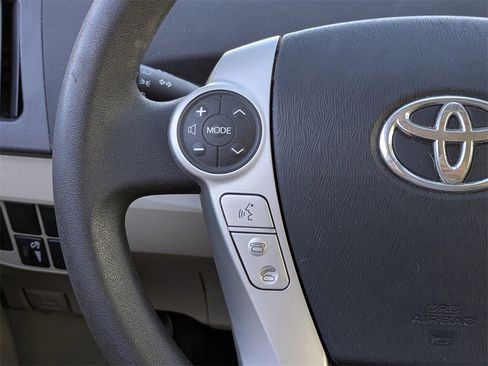 Used 2015 Toyota Prius Four image 26