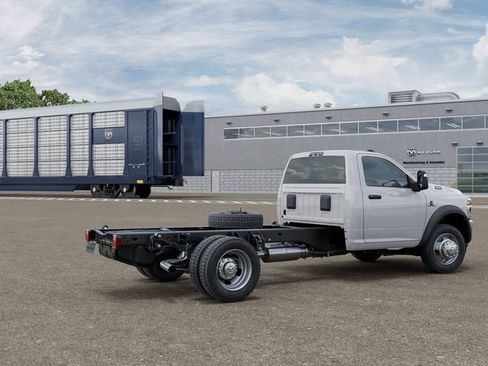New 2026 RAM 4500 Tradesman w/ Chrome Appearance Group RWD image 4