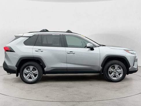 Certified 2025 Toyota RAV4 XLE AWD/4WD image 4