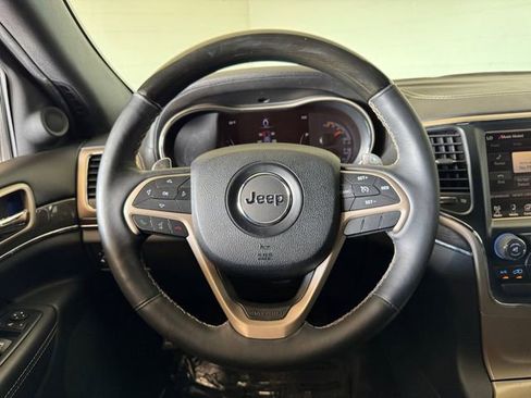 Used 2015 Jeep Grand Cherokee Overland image 21