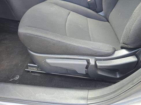 Used 2024 Nissan Sentra S FWD image 15