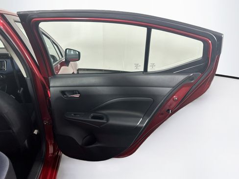 Used 2025 Nissan Versa SV w/ Trunk Package FWD image 28