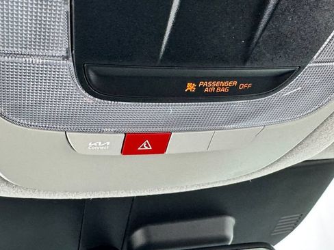New 2026 Kia Niro EX FWD image 30