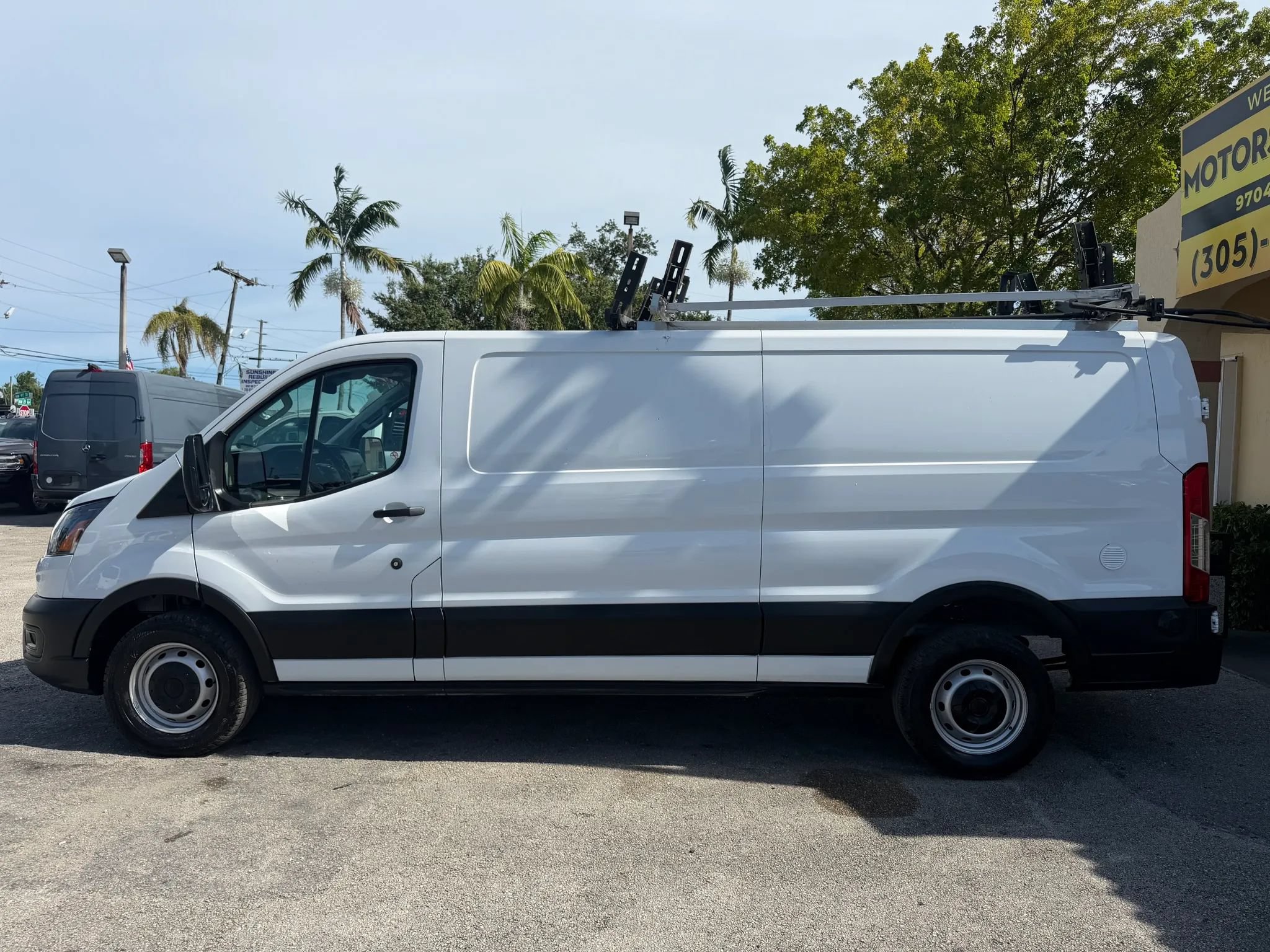 Used 2024 Ford Transit 350 148 Low Roof w/ Fleet Fuel Economy Package RWD image 4