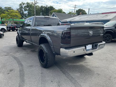 Used 2015 RAM 2500 Tradesman w/ Chrome Appearance Group AWD/4WD image 3