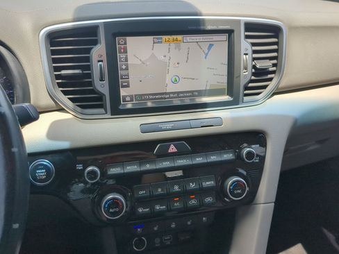 Used 2018 Kia Sportage EX w/ EX Technology Package FWD image 20