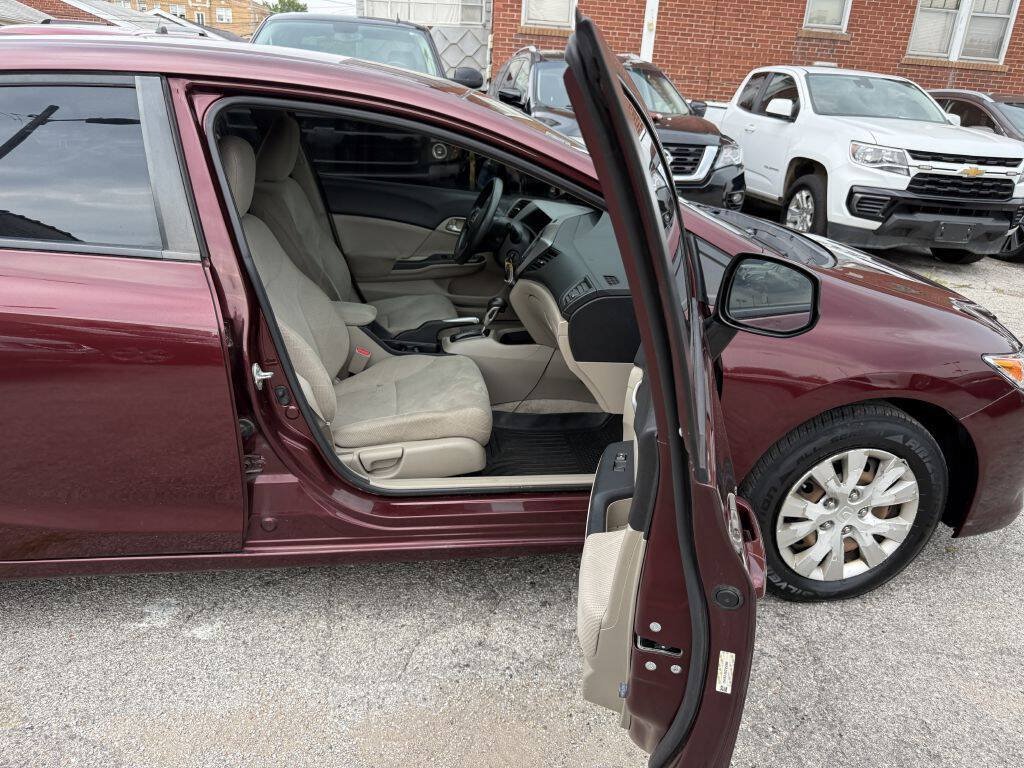 Used 2012 Honda Civic LX image 18