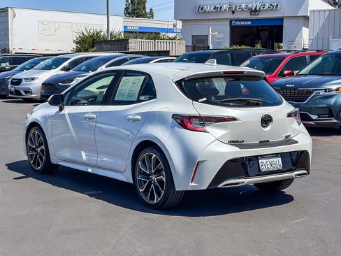 Used 2021 Toyota Corolla XSE w/ Carpet Mat Package (TMS) FWD image 2