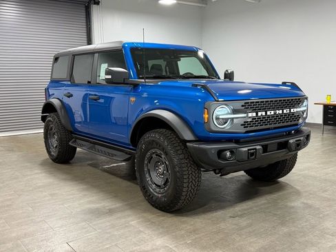New 2025 Ford Bronco Badlands AWD/4WD image 2