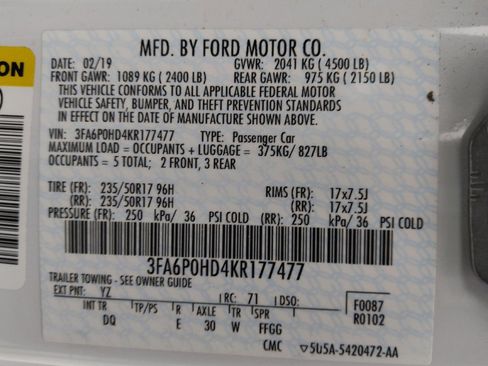 Used 2019 Ford Fusion SE FWD image 33