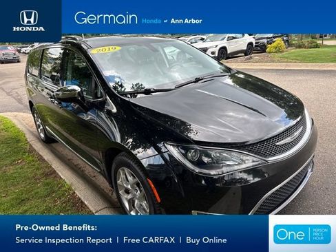 Used 2019 Chrysler Pacifica Limited FWD image 13