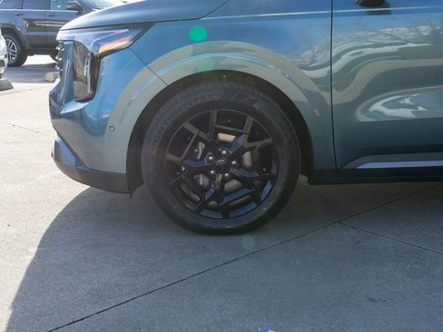 New 2026 Kia Carnival SX image 31