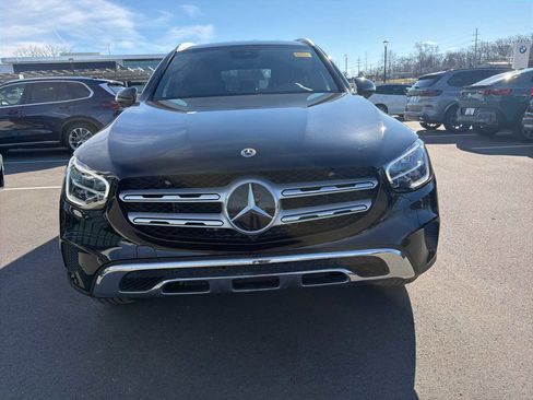 Used 2022 Mercedes-Benz GLC 300 4MATIC image 3