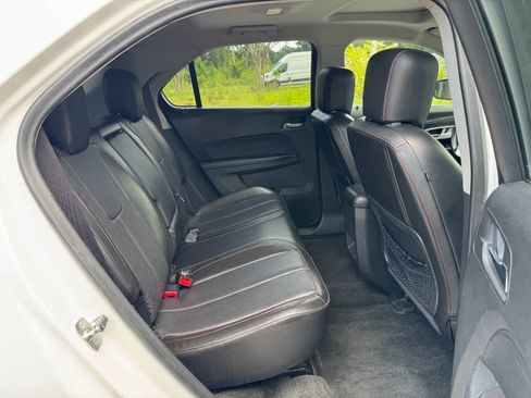 Used 2017 Chevrolet Equinox Premier w/ Enhanced Convenience Package AWD/4WD image 14