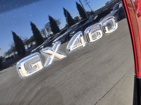 Used 2018 Lexus GX 460 Luxury image 17
