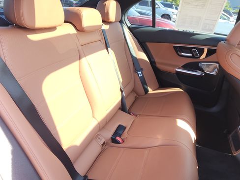 Used 2023 Mercedes-Benz C 300 4MATIC Sedan image 22