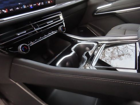 New 2026 Chevrolet Traverse High Country w/ LPO, Floor Liner Package image 6