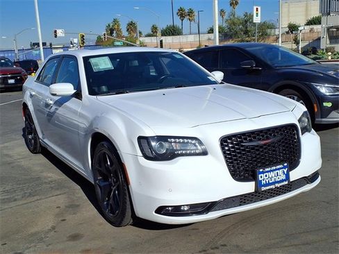 Used 2022 Chrysler 300 S image 3