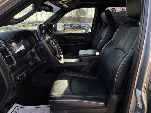 Used 2022 RAM 2500 Limited w/ Night Edition image 13