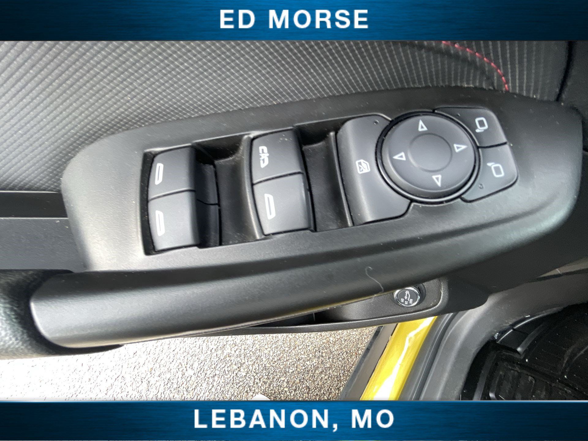 Used 2023 Chevrolet TrailBlazer RS w/ Sun and Liftgate Package FWD image 23