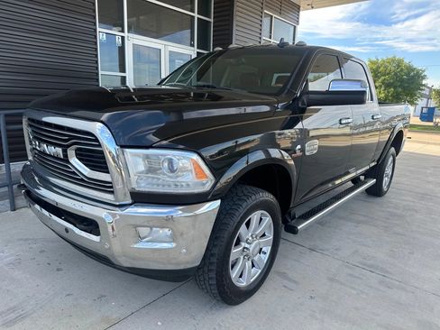 Used 2017 RAM 2500 Longhorn w/ Convenience Group image 2