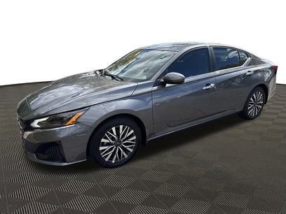 New 2025 Nissan Altima 2.5 SV