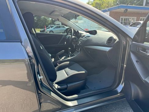 Used 2011 MAZDA MAZDA3 i Touring image 11