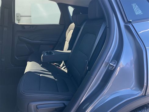 Used 2024 Ford Escape Active w/ Cold Weather Package image 32