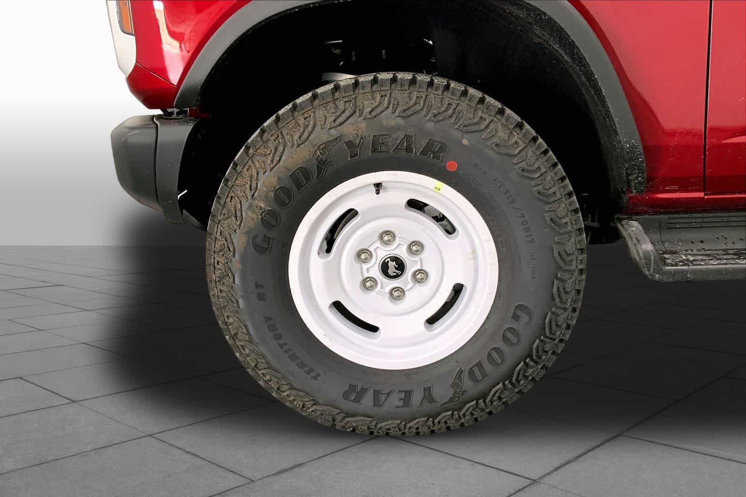 New 2026 Ford Bronco Heritage Edition AWD/4WD image 9
