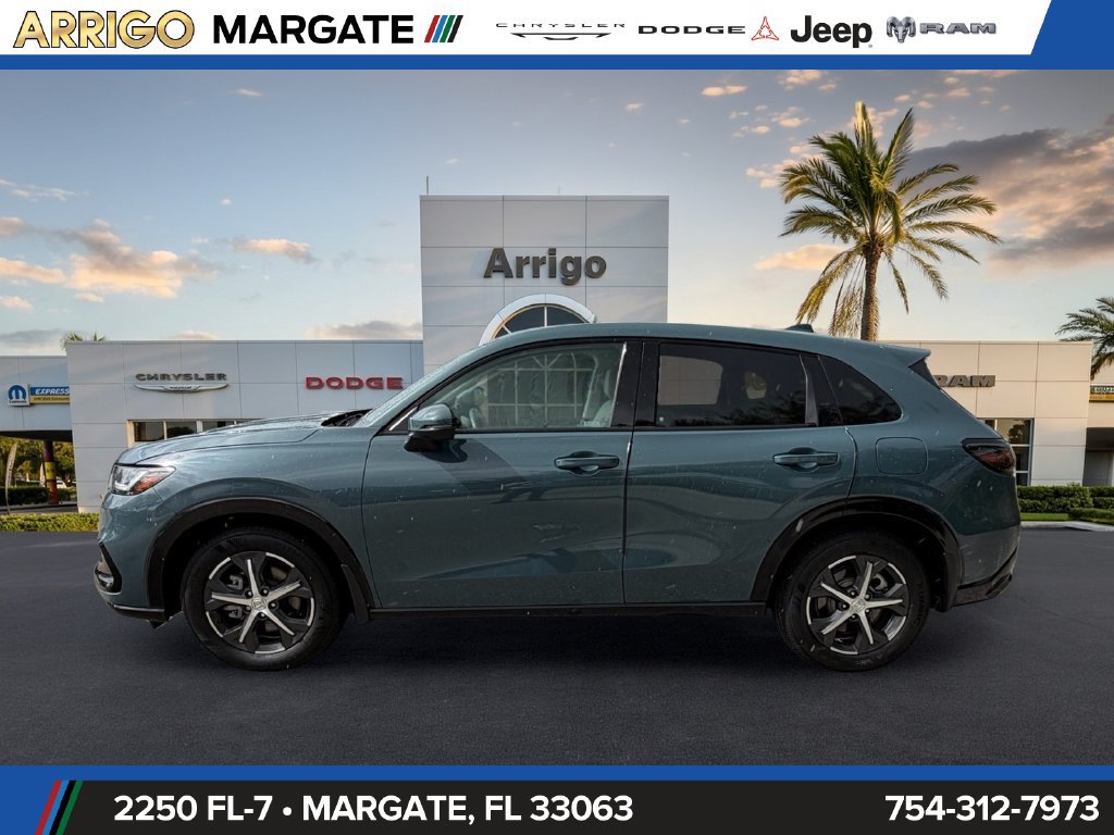 Used 2023 Honda HR-V EX-L image 4