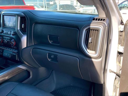 Used 2021 Chevrolet Silverado 1500 LT Trail Boss w/ Convenience Package II image 38