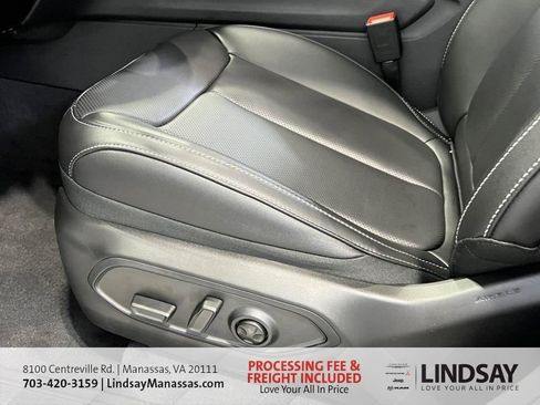 New 2025 Jeep Grand Cherokee Limited w/ Luxury Tech Group II image 21