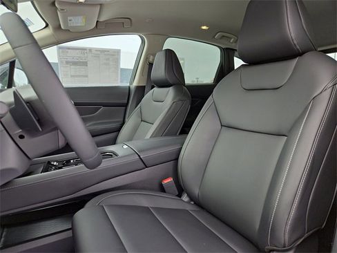 Certified 2025 Nissan Murano SV image 11