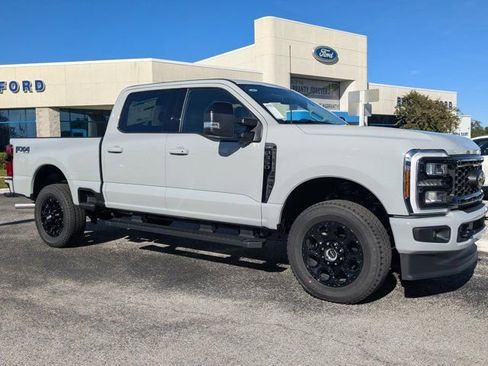 New 2026 Ford F350 Lariat w/ Black Appearance Package image 3