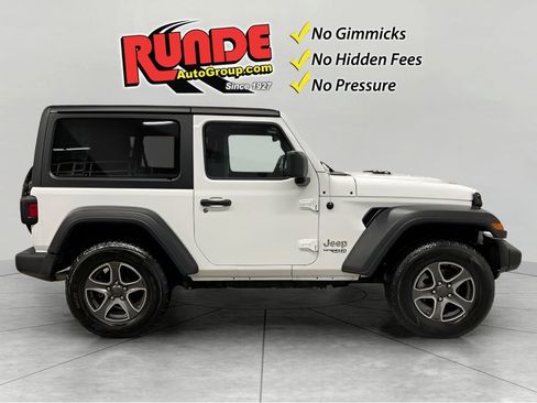 Used 2019 Jeep Wrangler Sport image 6