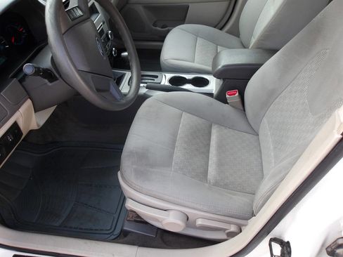 Used 2012 Ford Fusion S image 5